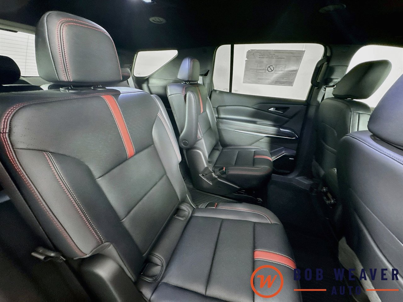 New 2026 Chevrolet Traverse RS w/ LPO, Floor Liner Package AWD/4WD image 34