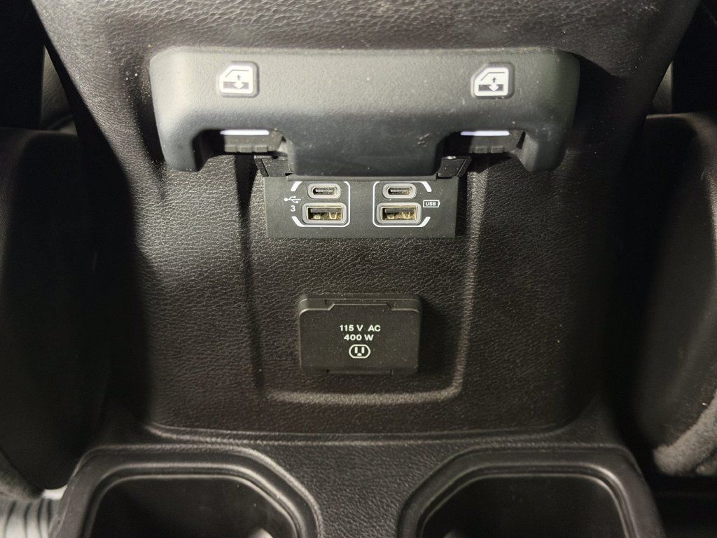 Used 2020 Jeep Gladiator Overland w/ Popular Equipment Package AWD/4WD image 17