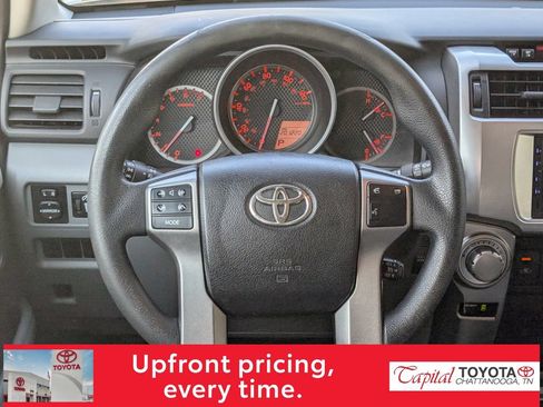 Used 2010 Toyota 4Runner SR5 AWD/4WD image 15