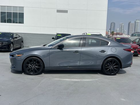 Used 2022 MAZDA MAZDA3 s image 3