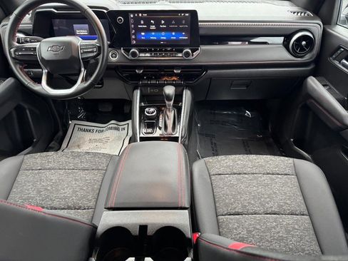 Used 2024 Chevrolet Colorado Z71 w/ Z71 Convenience Package 2 image 14