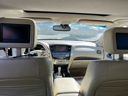 Used 2014 INFINITI QX60 3.5 Sport Utility 4D w/ Premium Plus Package image 16