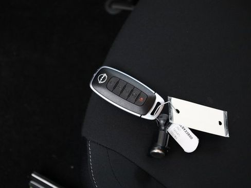 Certified 2025 Nissan Sentra SV w/ All-Weather Package image 27