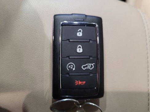Used 2022 Jeep Grand Cherokee Limited 4xe AWD/4WD image 32