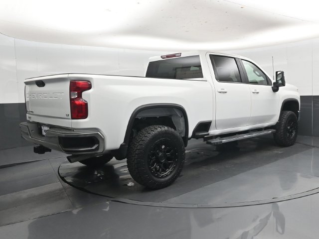 Used 2026 Chevrolet Silverado 2500 LT AWD/4WD image 3