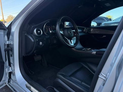 Used 2021 Mercedes-Benz C 300 Sedan image 40