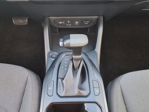 Used 2025 Kia K4 FWD image 28