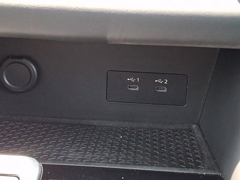 Used 2026 Nissan Pathfinder SV AWD/4WD image 24