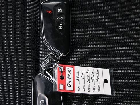 Used 2022 Volkswagen ID.4 Pro image 30
