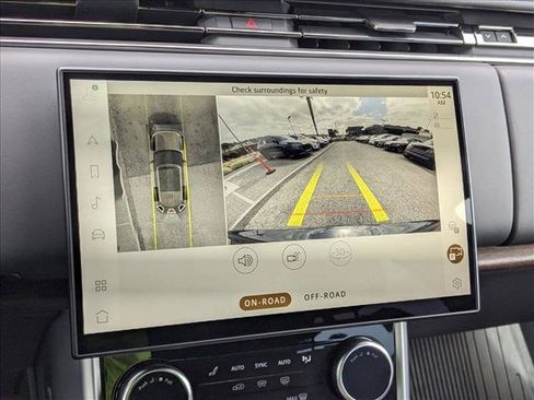 Certified 2023 Land Rover Range Rover SE AWD/4WD image 14
