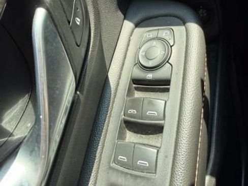 Used 2019 GMC Terrain SLT w/ Preferred Package AWD/4WD image 15