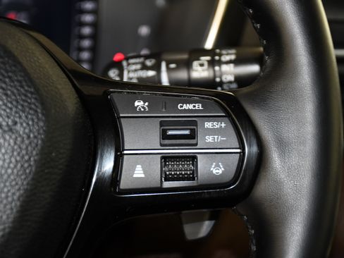 Used 2024 Honda Pilot Elite image 21