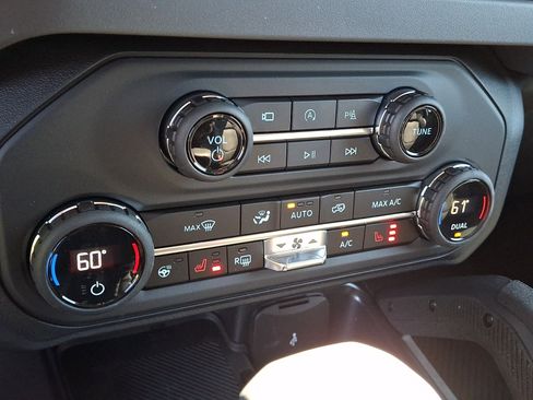Used 2025 Ford Bronco Raptor AWD/4WD image 16