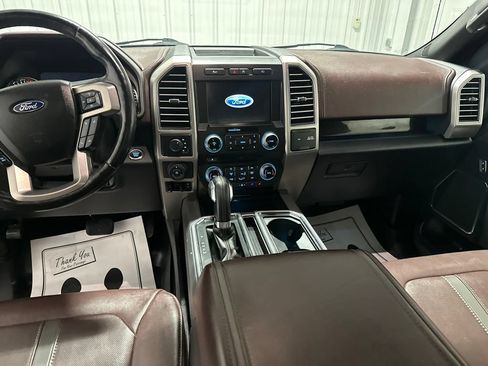 Used 2017 Ford F150 Platinum w/ Equipment Group 701A Luxury AWD/4WD image 13