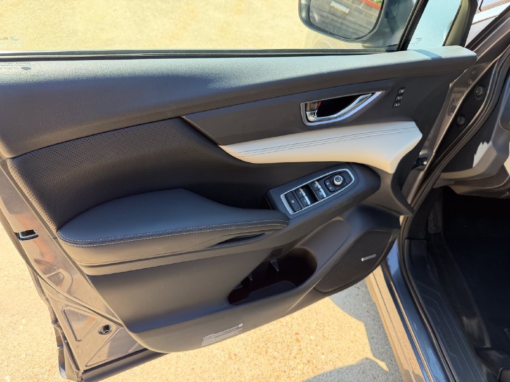 Used 2019 Subaru Ascent Limited AWD/4WD image 10