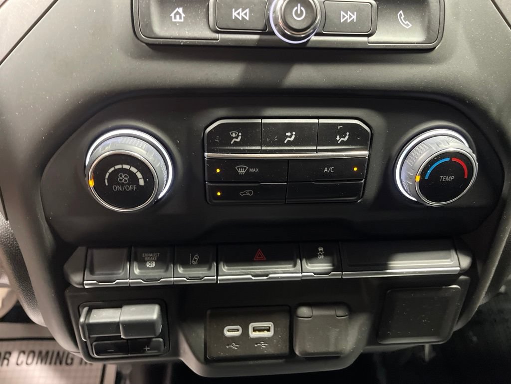 Used 2025 Chevrolet Silverado 3500 W/T AWD/4WD image 29