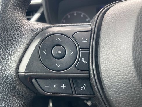 Used 2023 Toyota Corolla LE image 18