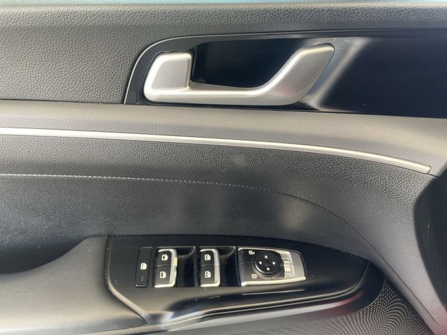 Used 2022 Kia K5 GT-Line FWD image 22