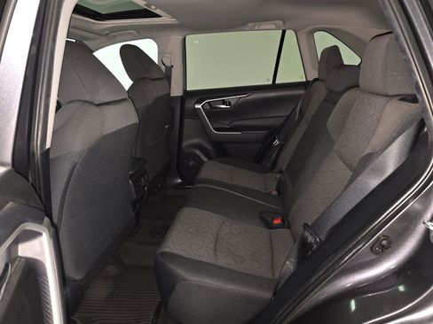 Used 2024 Toyota RAV4 XLE w/ Convenience Package FWD image 13