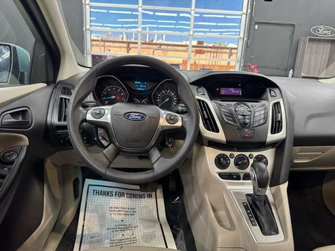 Used 2012 Ford Focus SE image 30