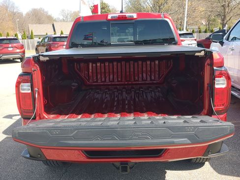 Used 2024 GMC Canyon Elevation w/ Elevation Premium Package image 22