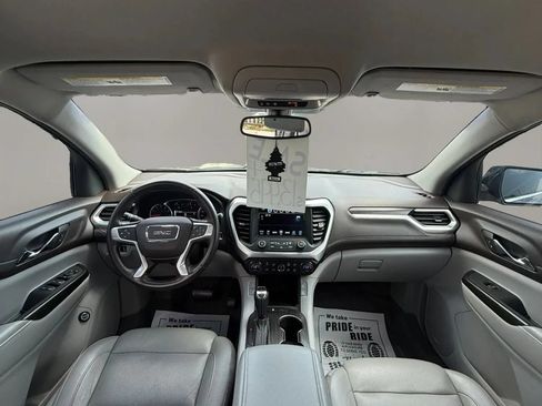 Used 2019 GMC Acadia SLT w/ LPO, Floor Liner Package FWD image 14