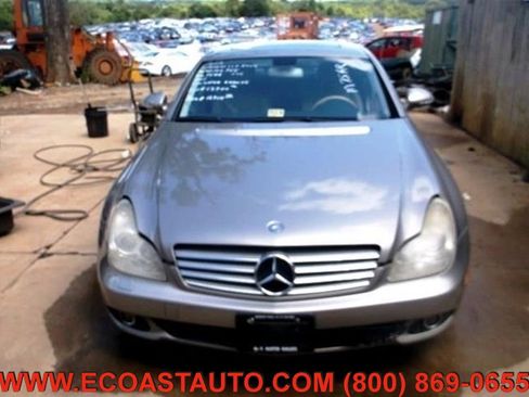 Used 2006 Mercedes-Benz CLS 500 image 4
