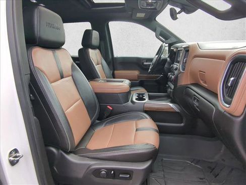 Used 2019 Chevrolet Silverado 1500 High Country image 26