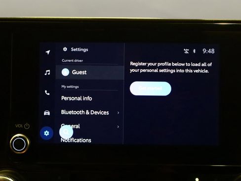 Used 2024 Toyota Highlander LE image 31
