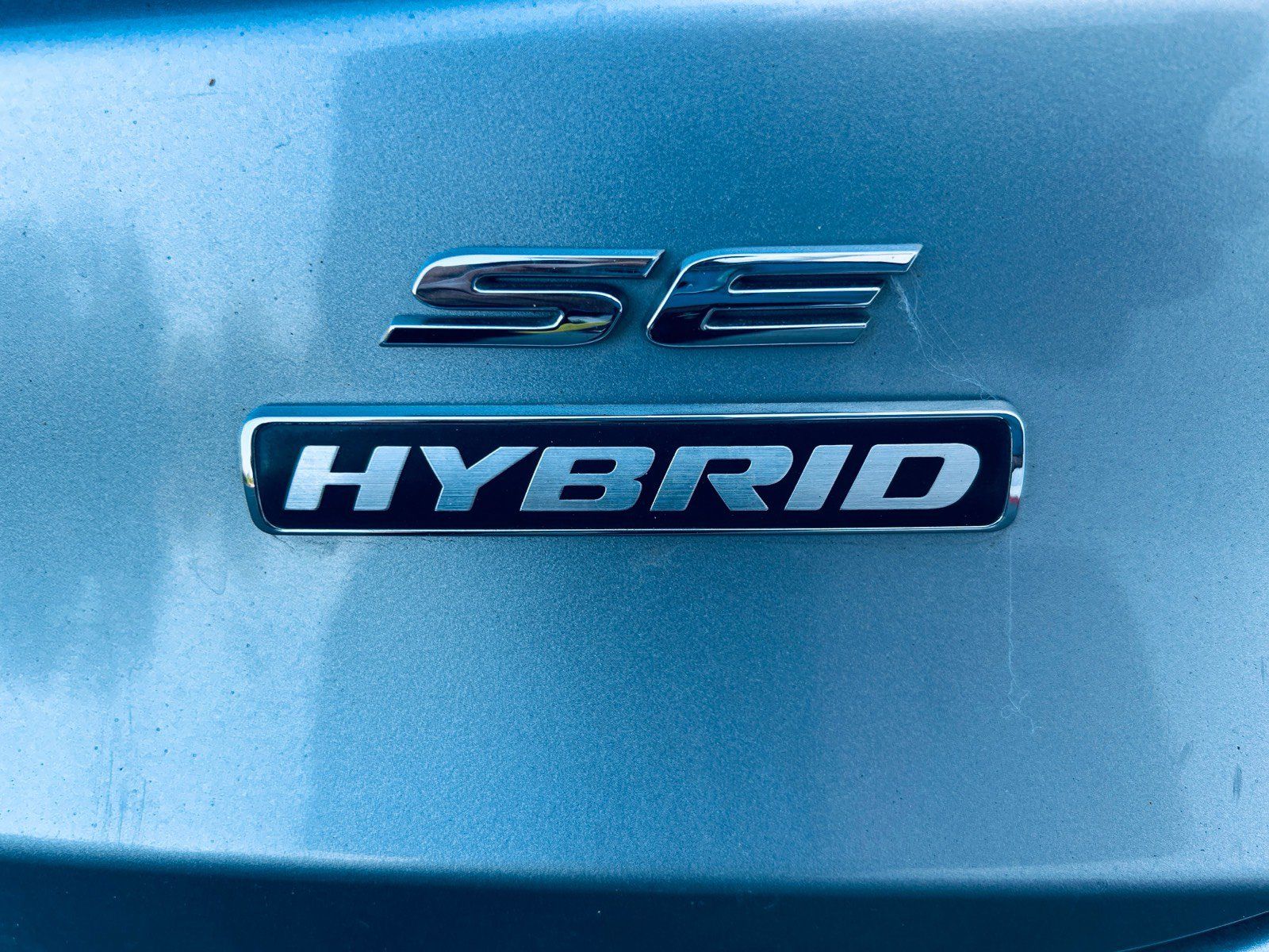 Used 2020 Ford Fusion SE FWD image 9