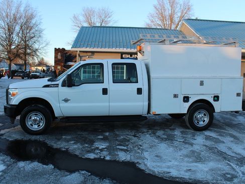 Used 2016 Ford F350 XL image 2
