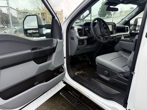 New 2026 Ford F450 XL image 32