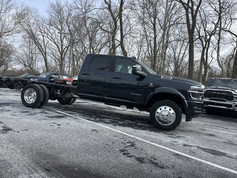New 2026 RAM 5500 Laramie w/ Laramie Trim Package image 21