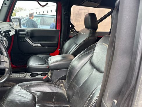 Used 2015 Jeep Wrangler Rubicon image 6