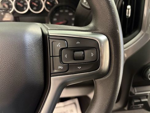 Used 2022 Chevrolet Silverado 2500 Custom w/ Gooseneck/5TH Wheel Package AWD/4WD image 12