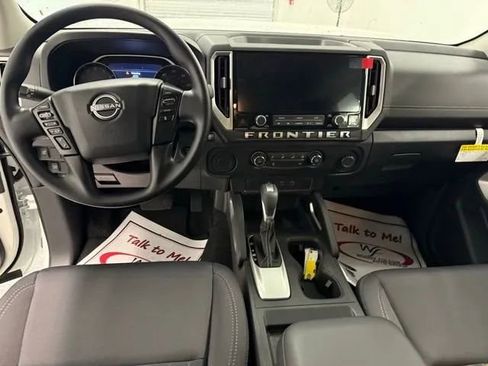 New 2026 Nissan Frontier SV image 17