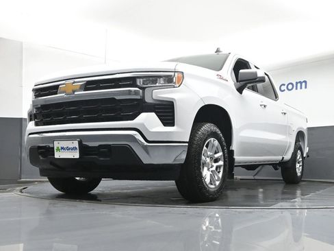 New 2026 Chevrolet Silverado 1500 LT w/ Z71 Off-Road Package AWD/4WD image 7