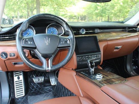 Used 2017 Maserati Quattroporte S GranLusso RWD image 18