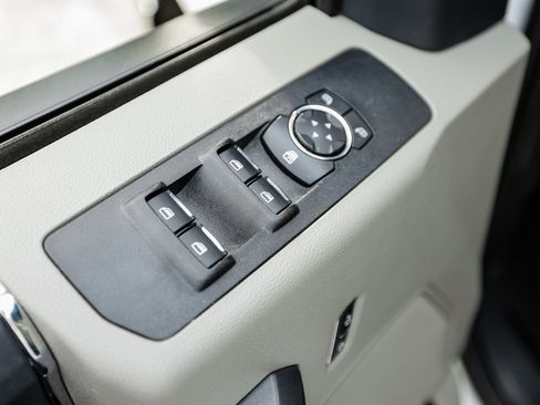 Used 2022 Ford F250 XLT image 22