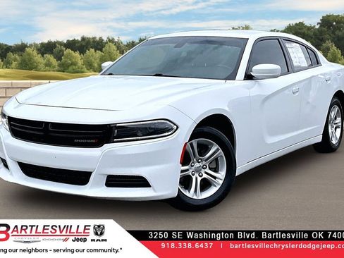 Used 2022 Dodge Charger SXT RWD image 1