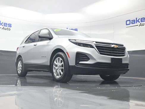 Used 2022 Chevrolet Equinox LS w/ LS Convenience Package FWD image 35