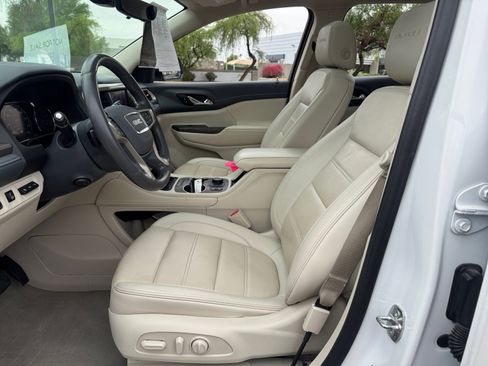 Used 2021 GMC Acadia Denali w/ Denali Ultimate Package AWD/4WD image 14