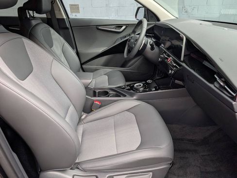 Used 2025 Kia Niro Wind FWD image 8