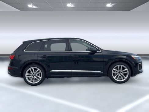 New 2025 Audi Q7 3.0T Premium Plus image 8