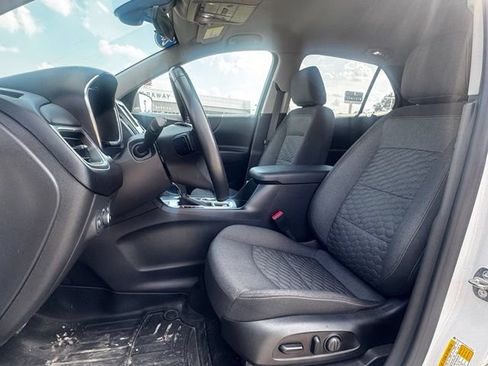 Used 2021 Chevrolet Equinox LT AWD/4WD image 10