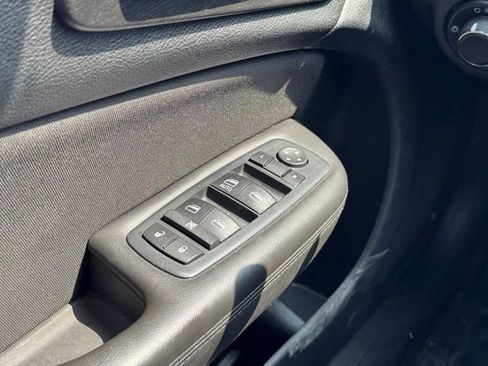 Used 2017 Chrysler 200 LX FWD image 29