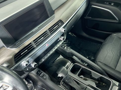 Used 2021 Kia Telluride SX w/ SX Prestige Package image 23