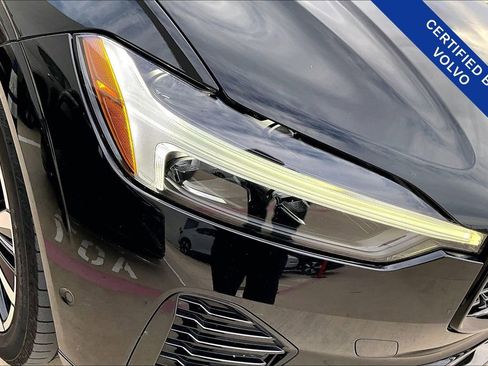 Certified 2023 Volvo XC60 B5 Ultimate w/ Protection Package Premier image 38