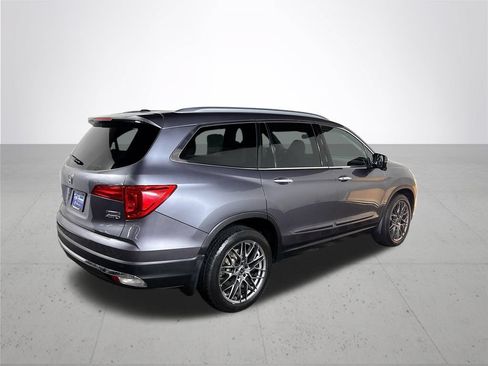Used 2016 Honda Pilot Touring image 6