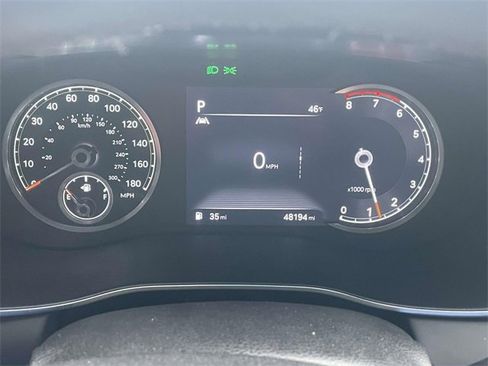 Used 2023 Genesis G70 2.0T image 18